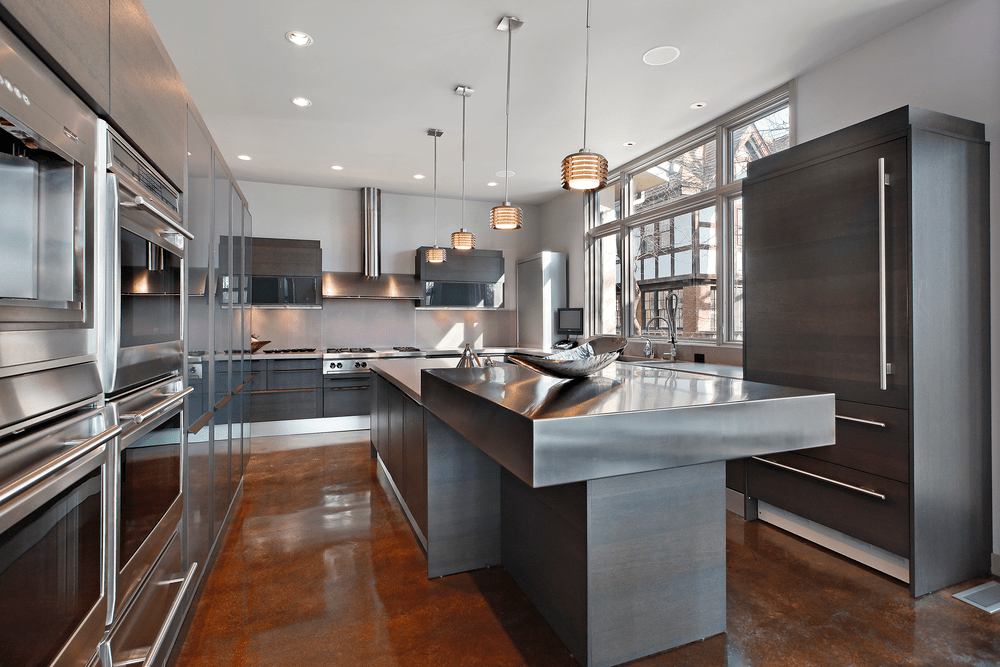 Decorative Wall Plate Styles: From Modern to Novelty