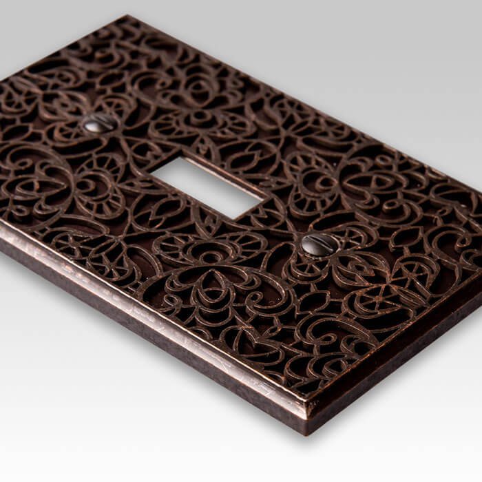 Momfort Aged Bronze Cast - 1 Toggle Wallplate - Wallplate Warehouse 73TDB 070686585894 1 Toggle