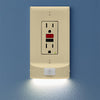 SnapPower MotionLight - Ivory, GFCI - Wallplate Warehouse 01 - O1ML - FIV - SM10 850033353099 1 Rocker